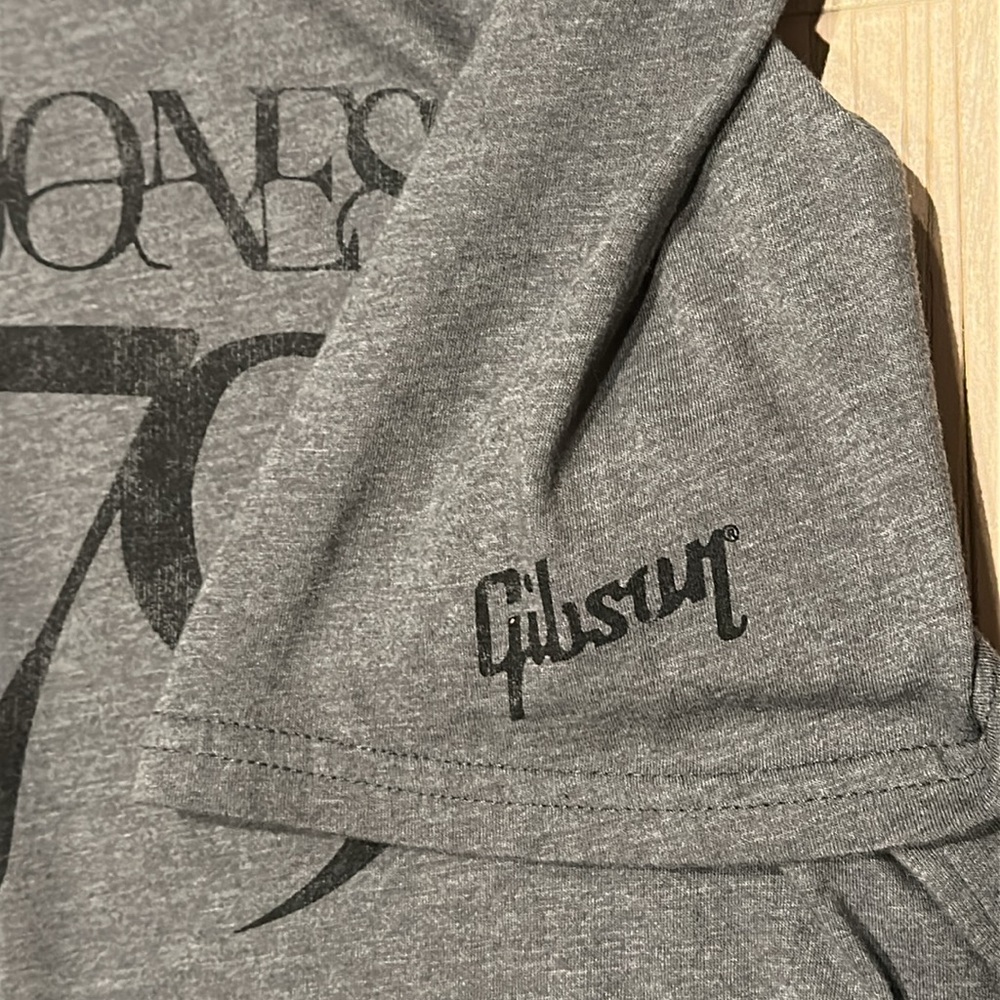 Gibson Shirt - Picture 4 of 5